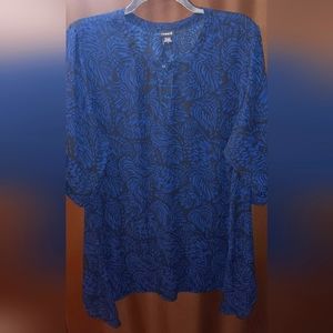 Torrid cut out blouse